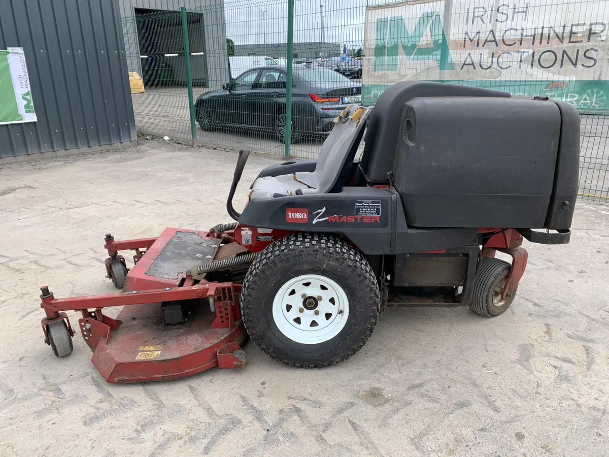TORO GUARDIAN 48" OUT FRONT MOWER FOR AUCTION - Image 2