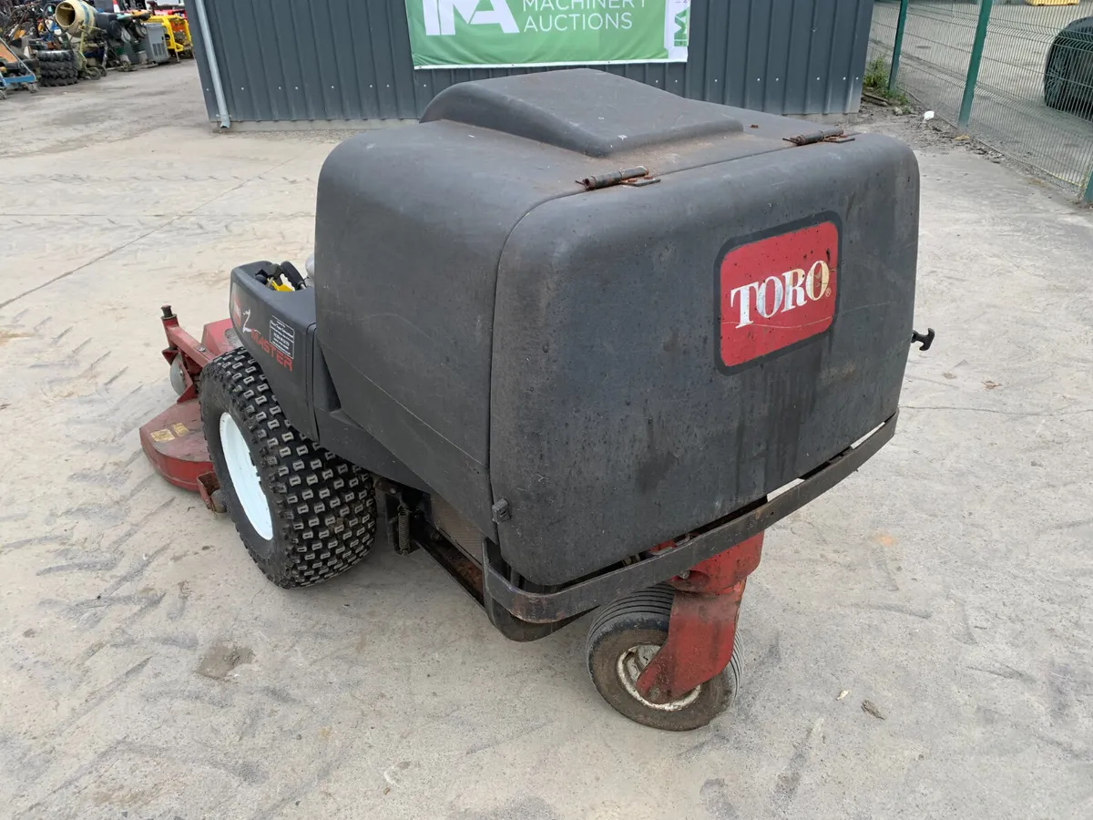 TORO GUARDIAN 48" OUT FRONT MOWER FOR AUCTION - Image 3