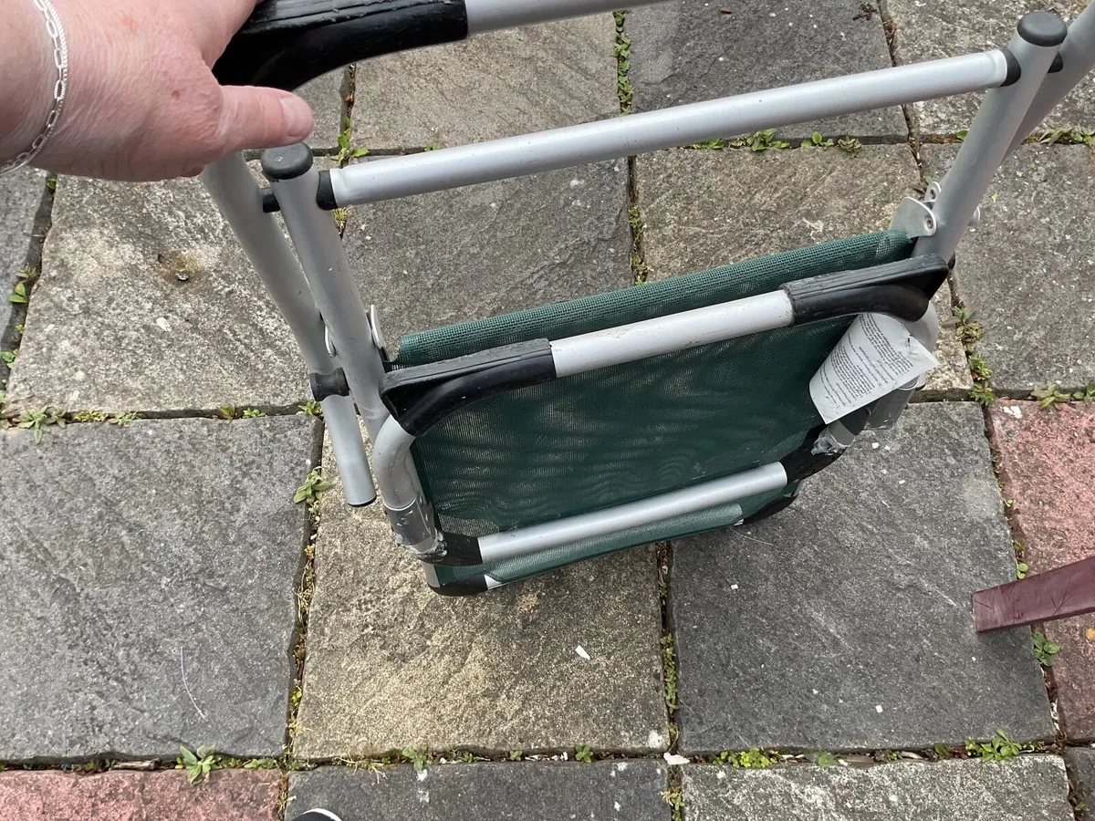 Fishing chair - Image 1