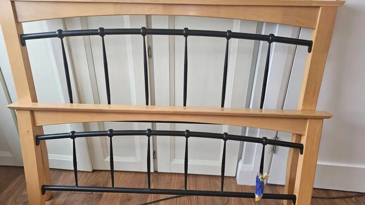 Small Double Bedframe - Image 2