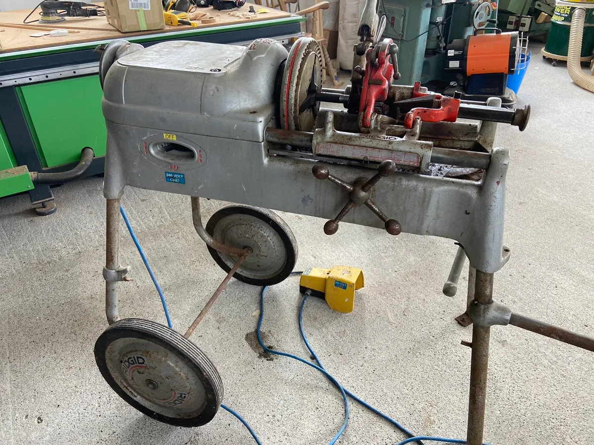 Ridgid 535 300 treading machine - Image 1