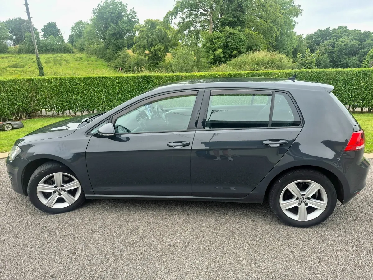 Volkswagen Golf 2017 - Image 2