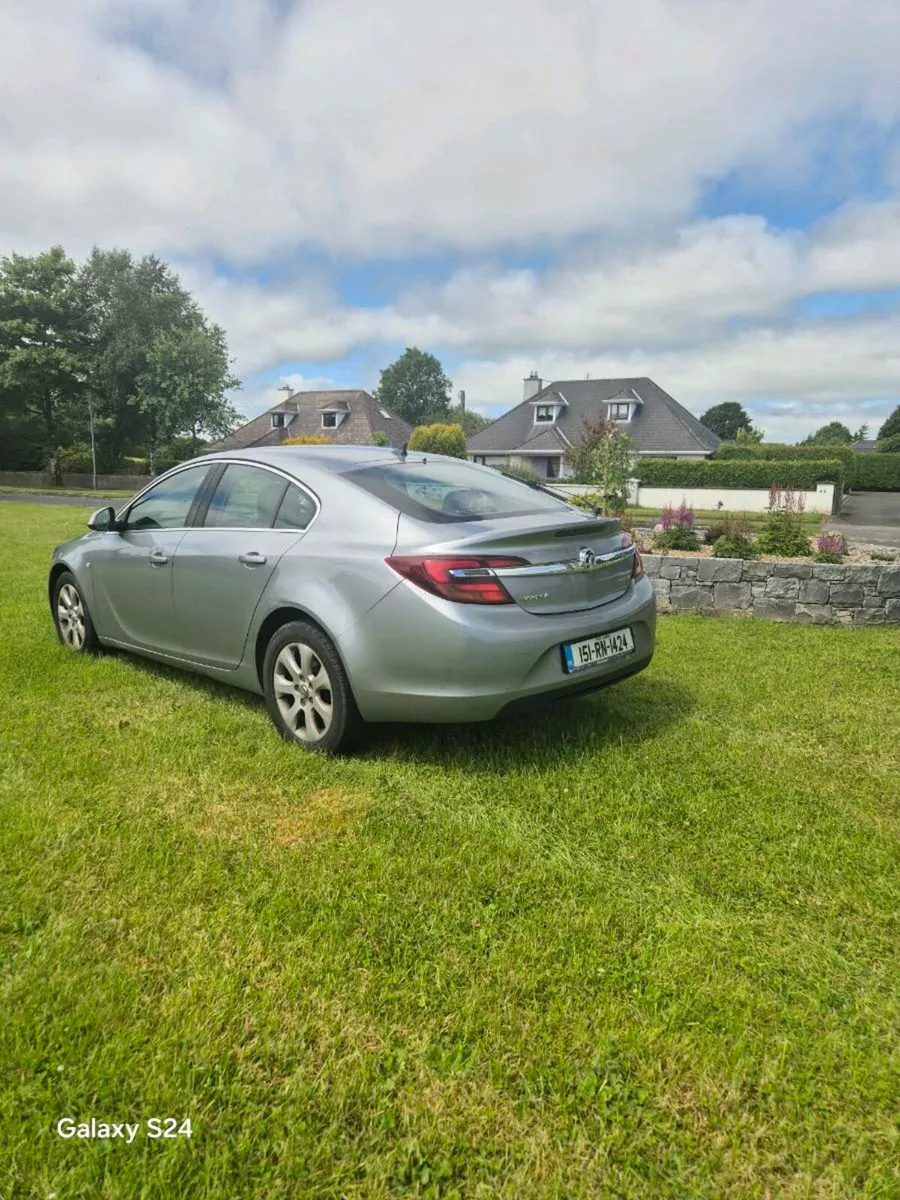 Vauxhall  Insignia 151 Diesel - Image 4