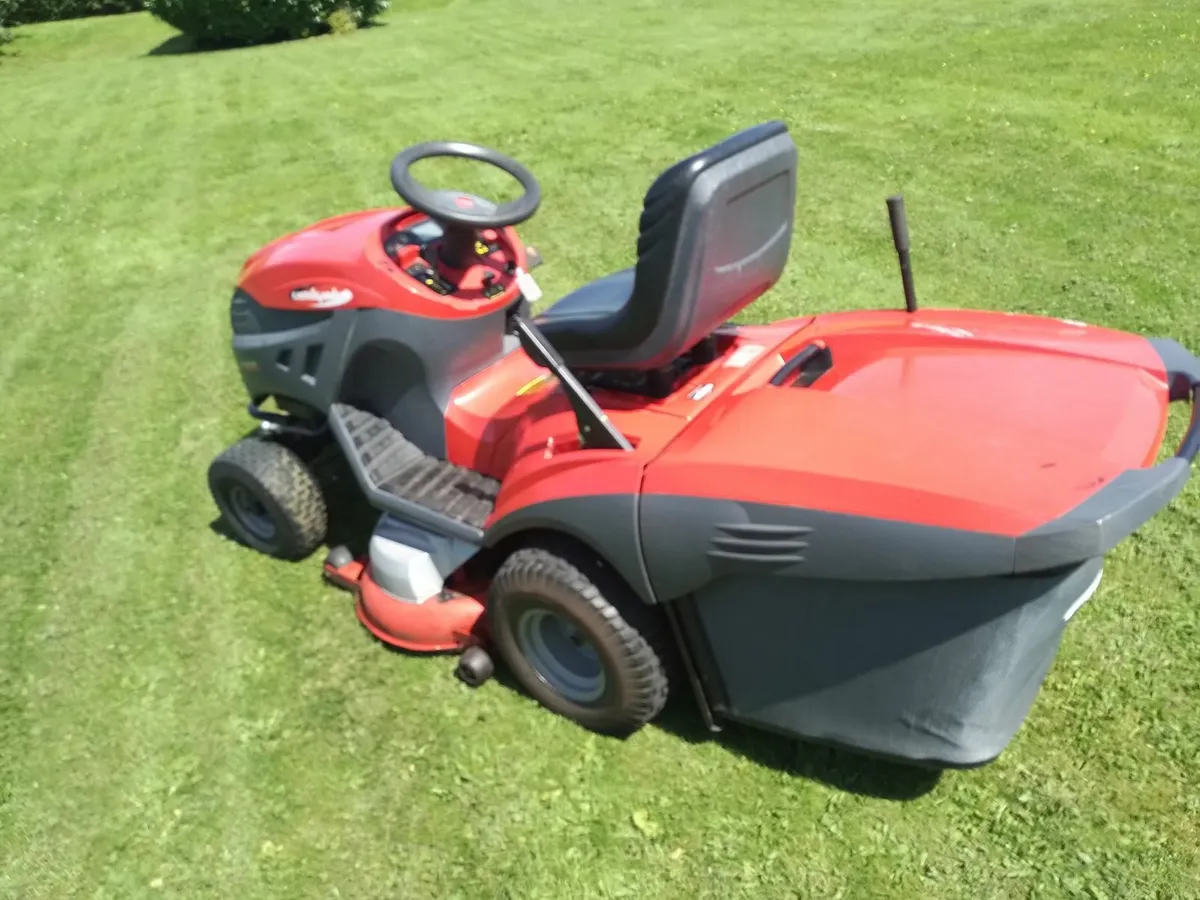 Ride on Lawnmower - Image 2