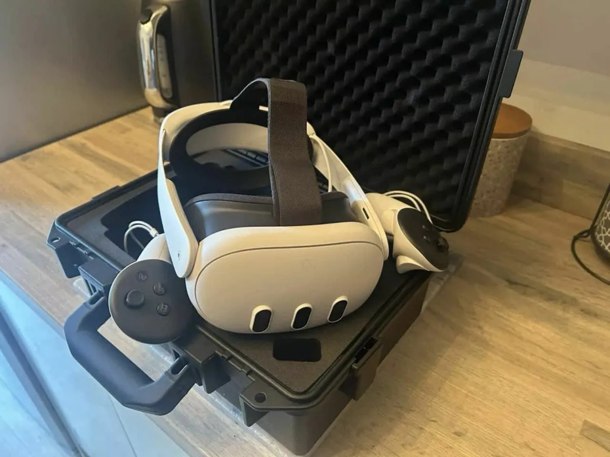 Meta Quest 3 512gb VR Headset Bundle - Image 2