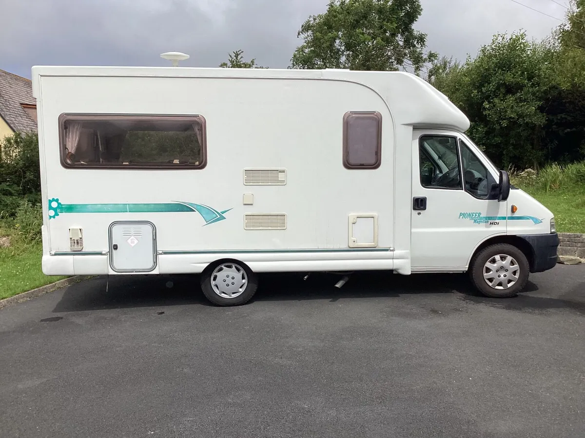 Motorhome Autocruise Pioneer. Peugeot - Image 2