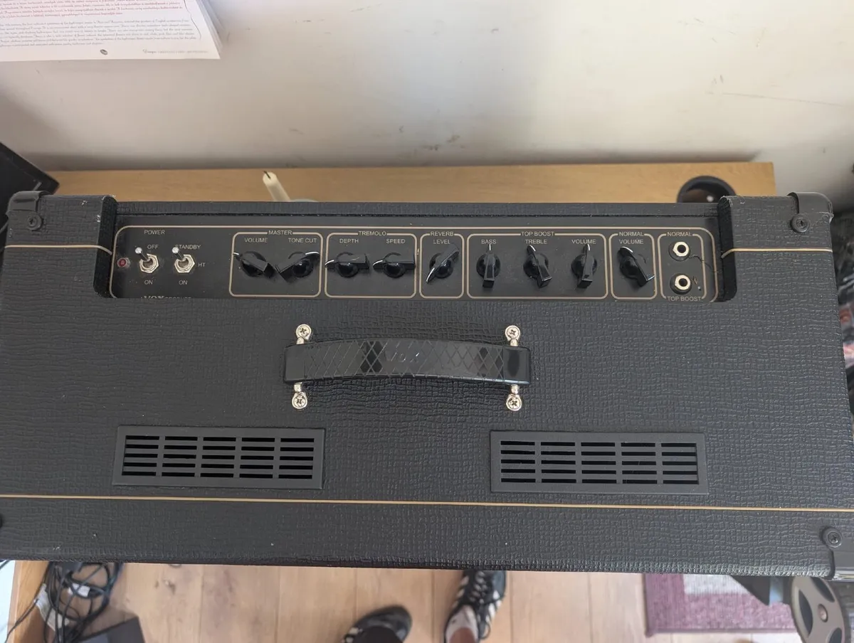 Vox AC15 Guitar Amp - Image 1
