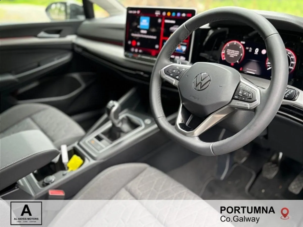 Volkswagen Golf Edition 75 2.0 TDI 116HP - Image 2