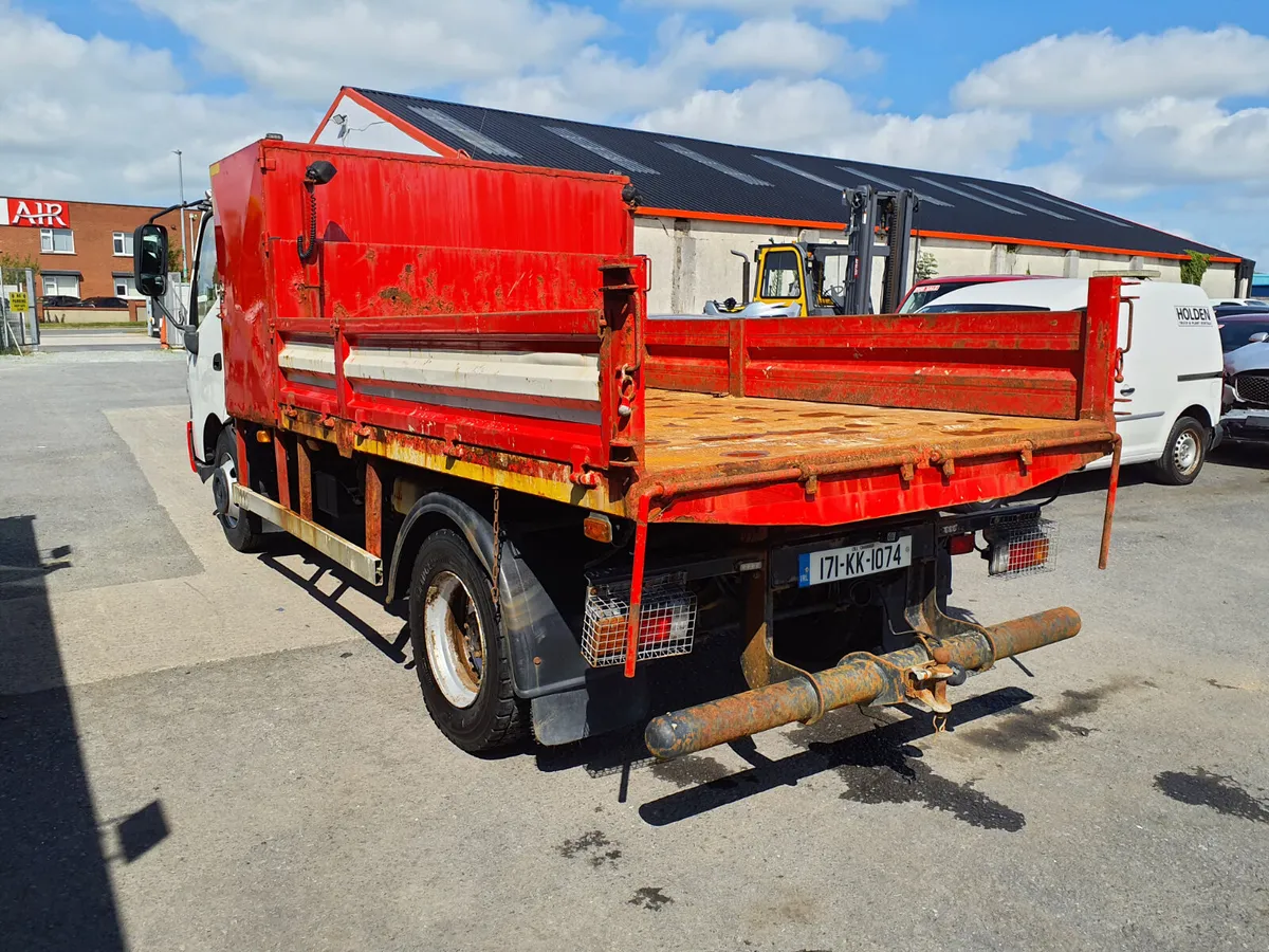 2017 hino tipper - Image 3