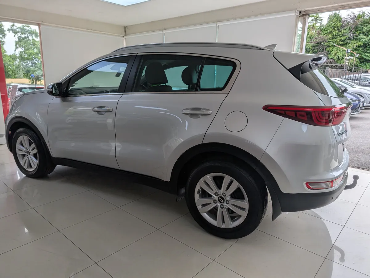 Kia Sportage 1.7td Platinum Sam 5dr - Image 3