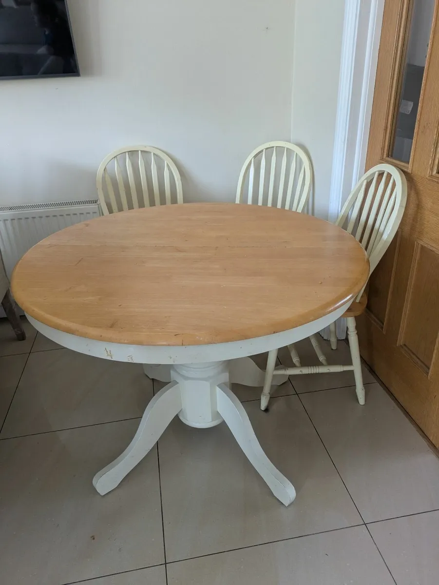 Kitchen table and  4 chairs