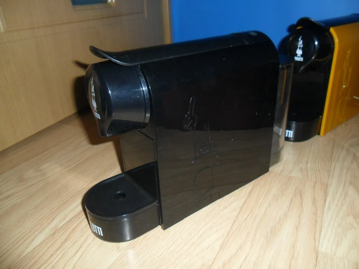 Bialetti CF90 Capsule Express Coffee Machine - Image 4