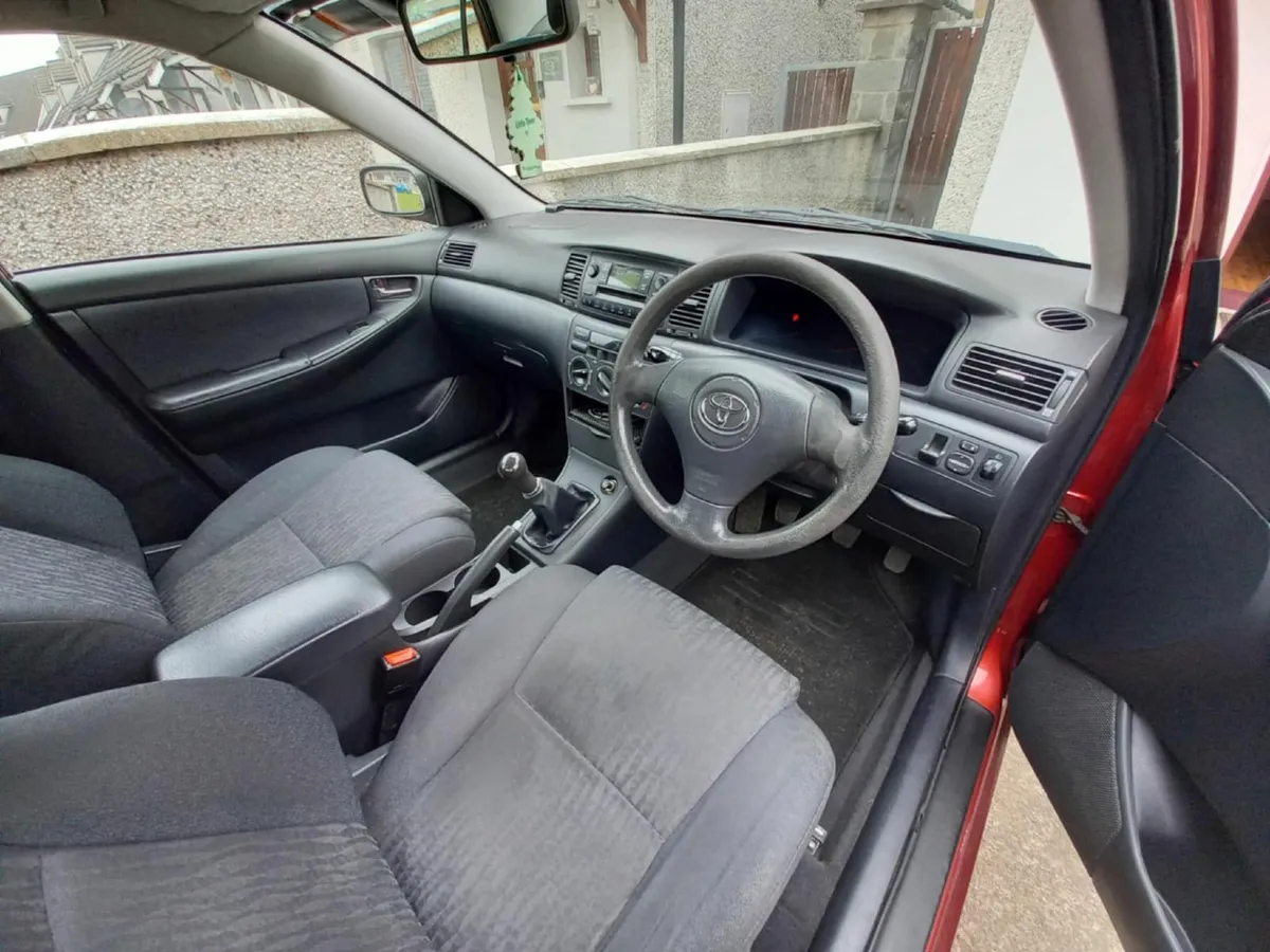 Toyota Corolla 2003 - Image 3