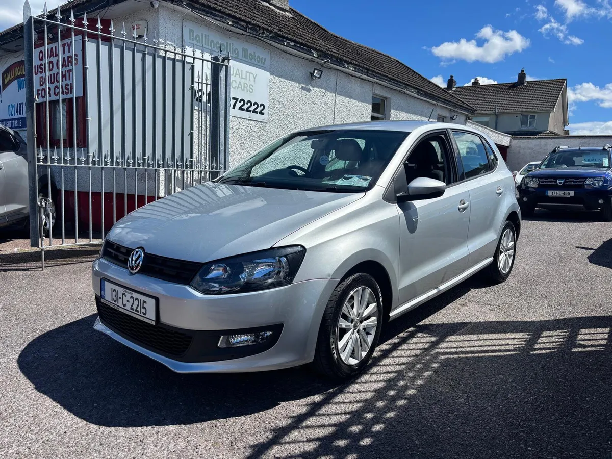 Volkswagen Polo 2013  PETROL  LOW  MILEAGE - Image 3
