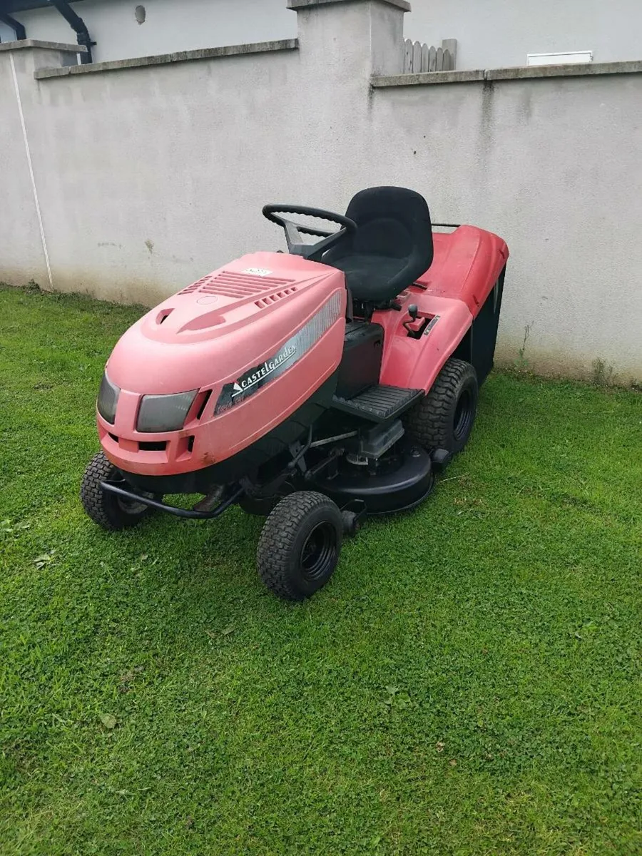 Ride on lawnmower - Image 2