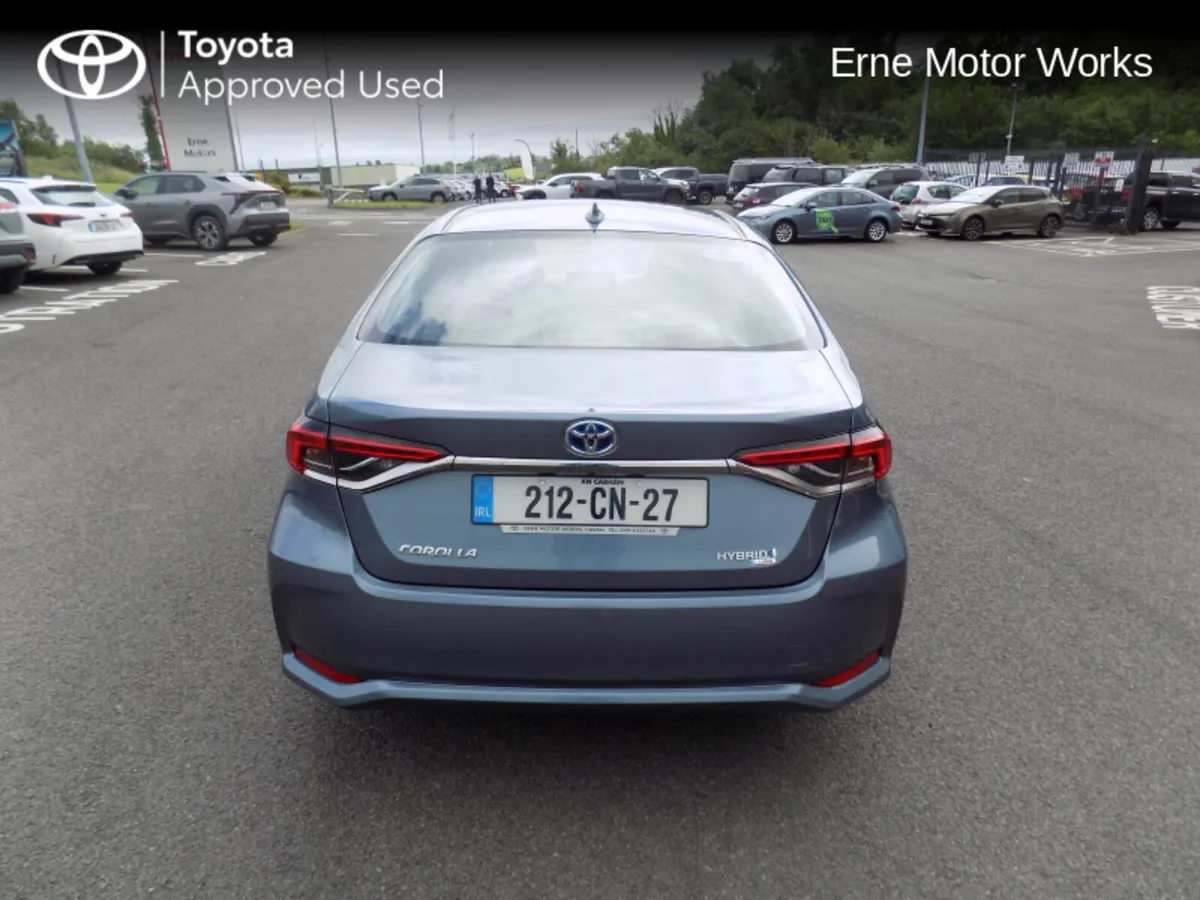 Toyota Corolla COROLLA HYB LUNA SALOON - Image 2