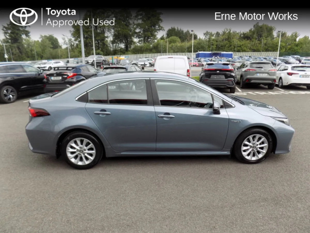 Toyota Corolla COROLLA HYB LUNA SALOON - Image 4