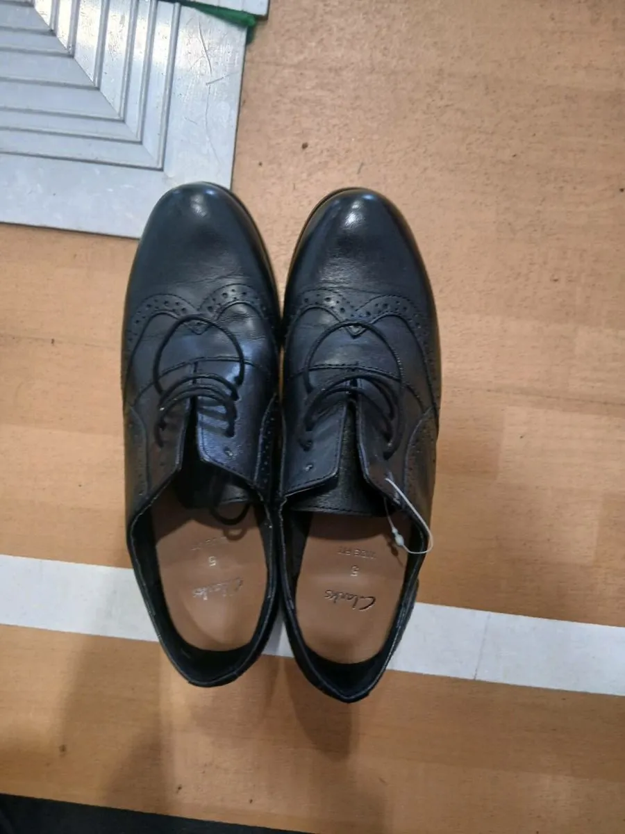 Ladies shoes - Image 1