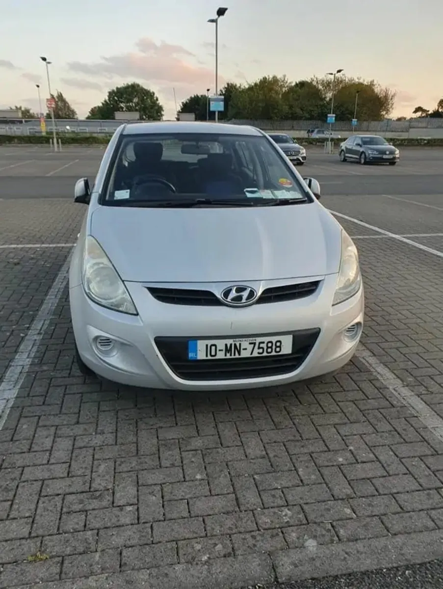 Hyundai i20 2010 - Image 4