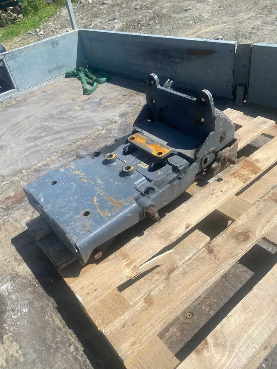 Newholland tm 135 hitch - Image 2
