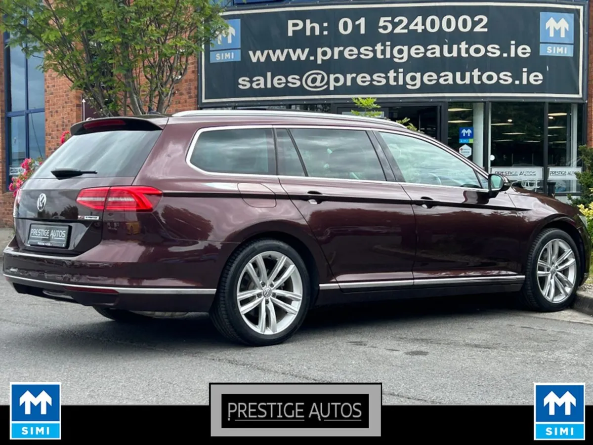 Volkswagen Passat 1.4 Highline Auto Petrol PAN Ro - Image 4