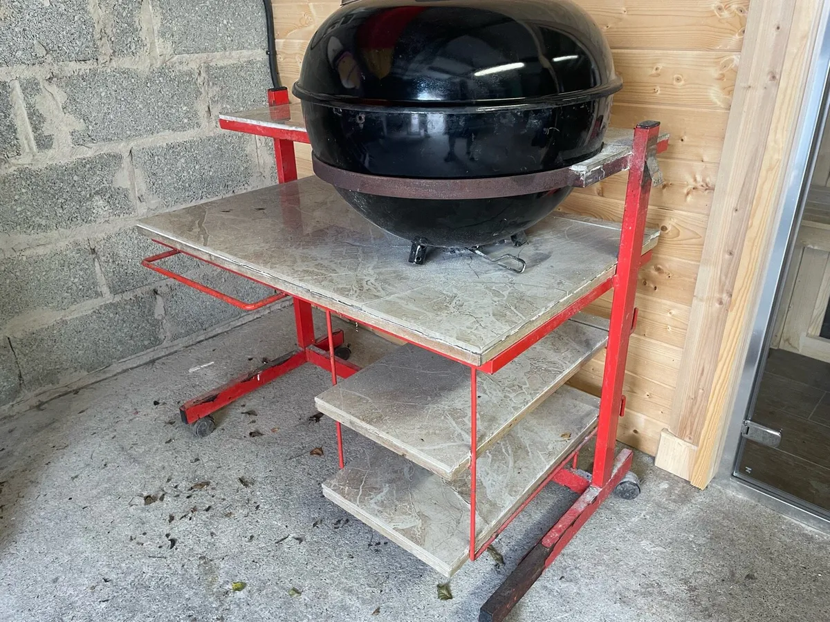 BBQ TABLE FREE TO TAKE AWAY ( not BBQ)0 - Image 1