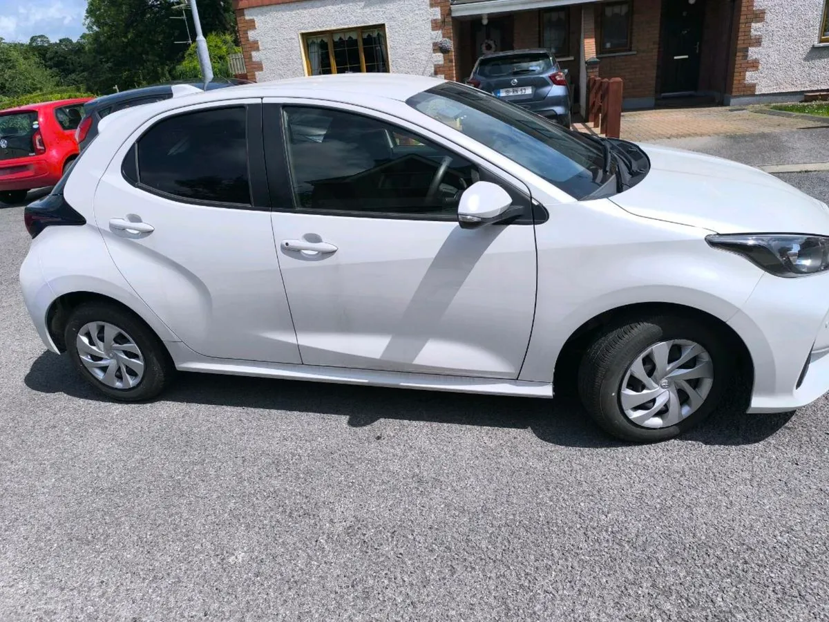 TOYOTA YARIS 2022-AUTOMATIC-1.0Petrol-ONLY65000KM! - Image 2