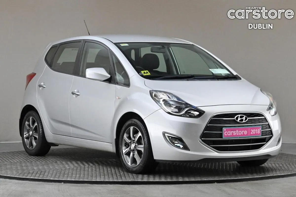 Hyundai ix20 1.4 5spd 90bhp Deluxe  rear Park Sen - Image 1