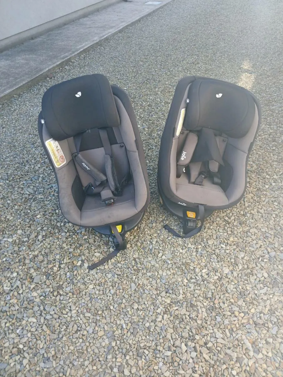 Joie spin 360 car seat - Image 1