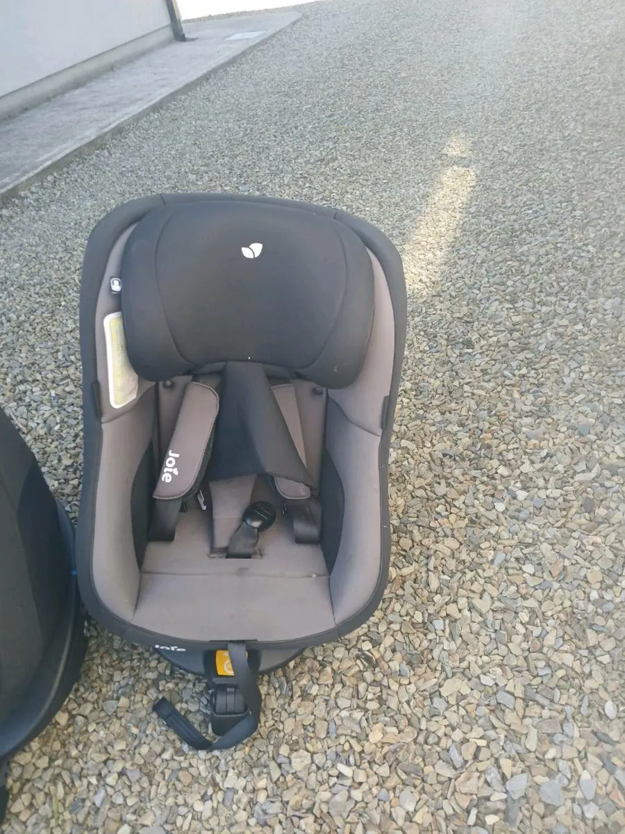 Joie spin 360 car seat - Image 2