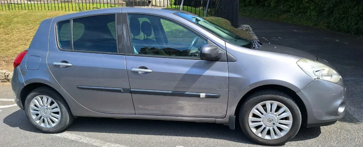 RENAULT CLIO with NEW NCT just completed - Image 1