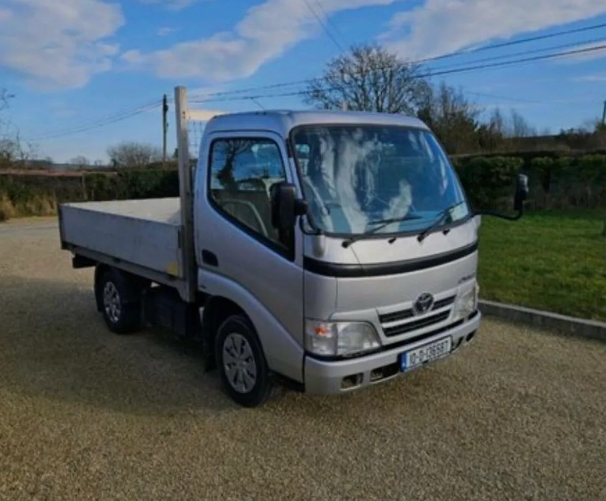 2010 Toyota Dyna Pickup - Image 1