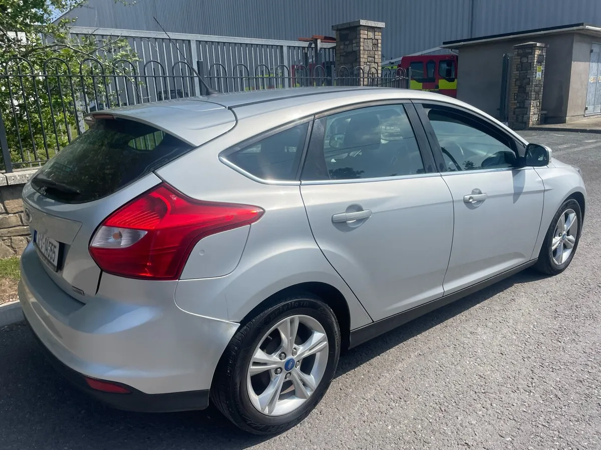Ford Focus - Image 4