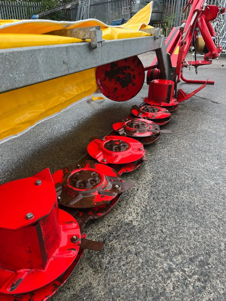 Selection of Second Hand Disc Mowers - Image 3