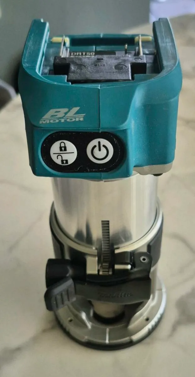 Makita Router 18V, Cordless,Brushless,BL Motor - Image 2
