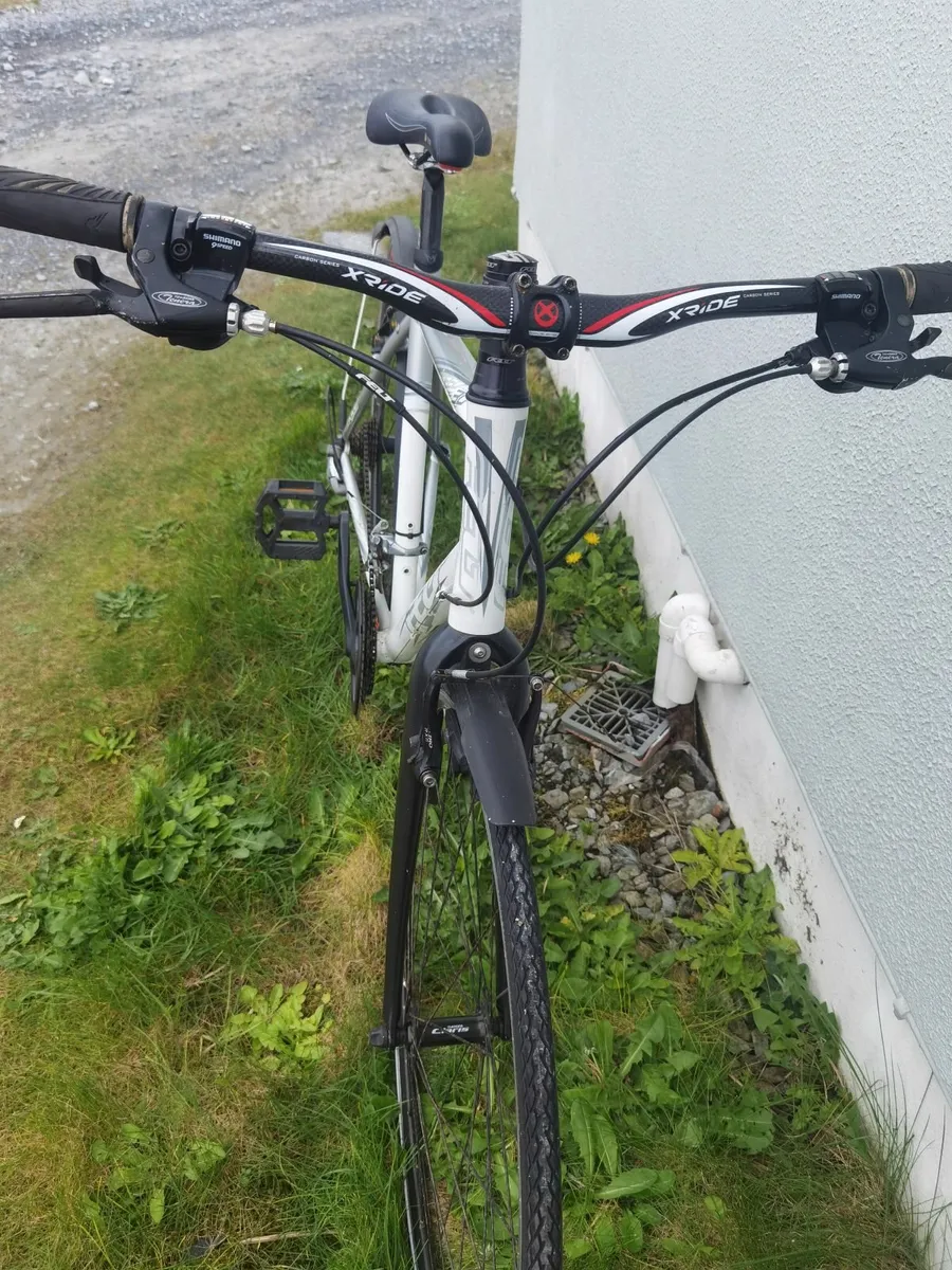 Felt hybrid bike - Image 4