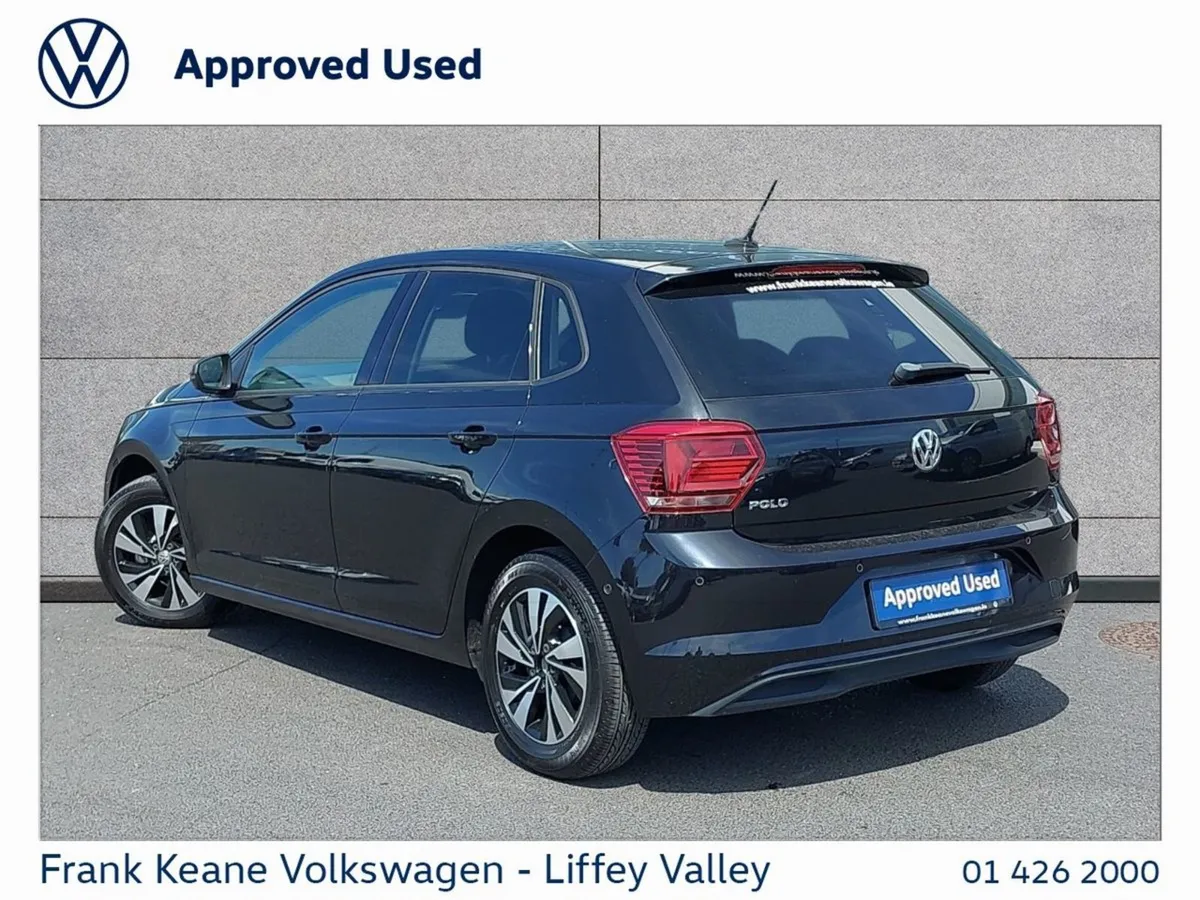 Volkswagen Polo Comfortline Auto 1.0  rear View C - Image 3