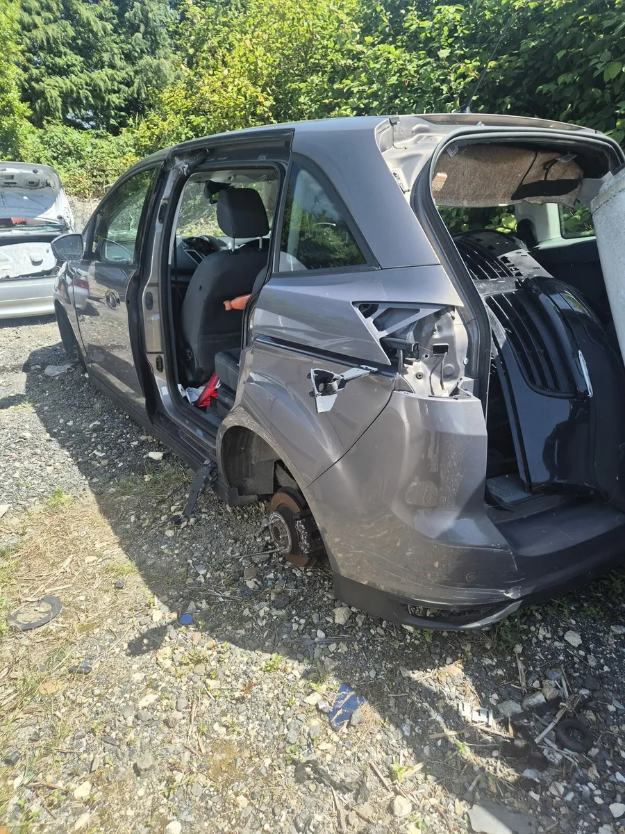 Ford Cmax - Breaking only - Image 2