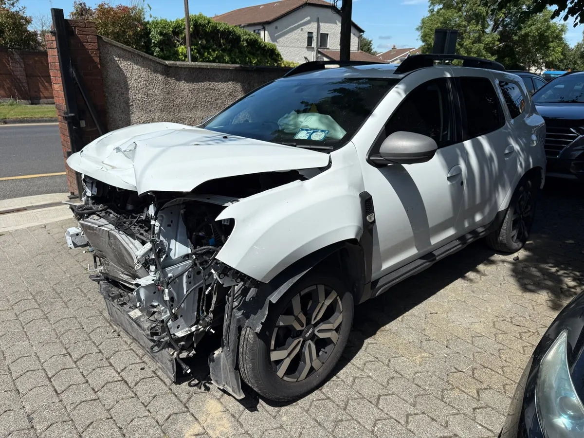 2024 Dacia Duster Journey - Image 2