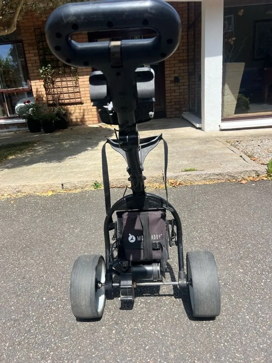 Motocaddy Electric Trolley - Image 4