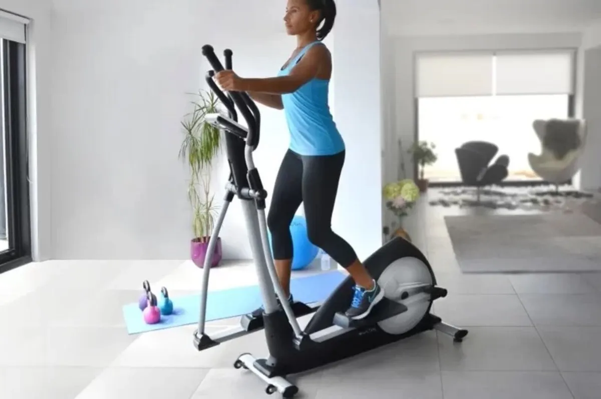 JTX Strider-X7: Home Cross Trainer - Image 1