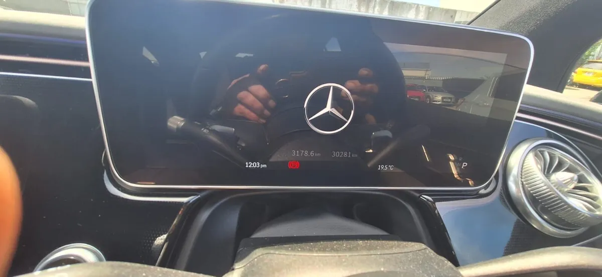 23 Merc EQS 450 - Image 4