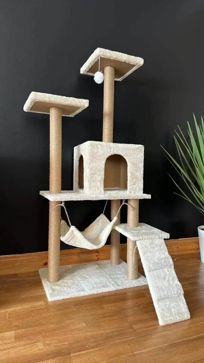 Cat scratching post cat tree brand new - Image 2