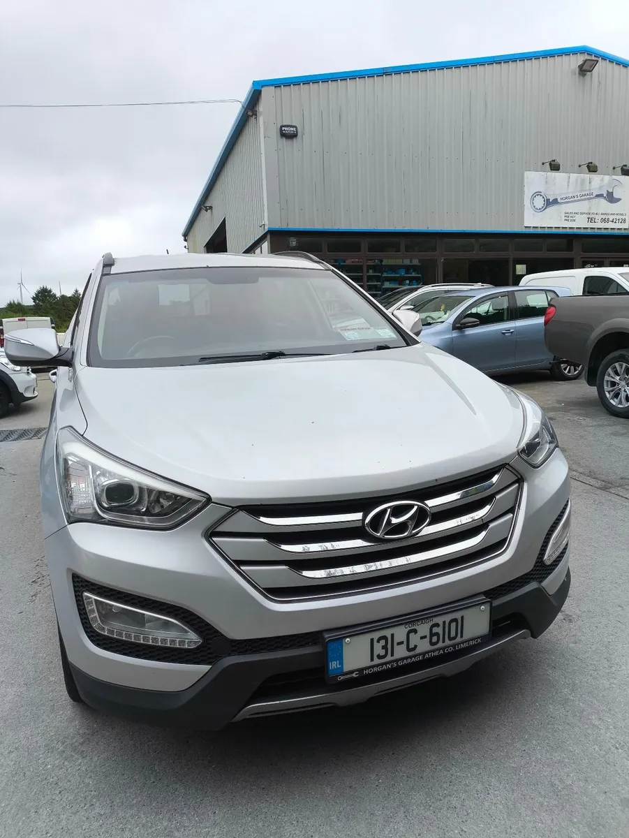 Hyundai Santa Fe 2013 4WD - Image 2