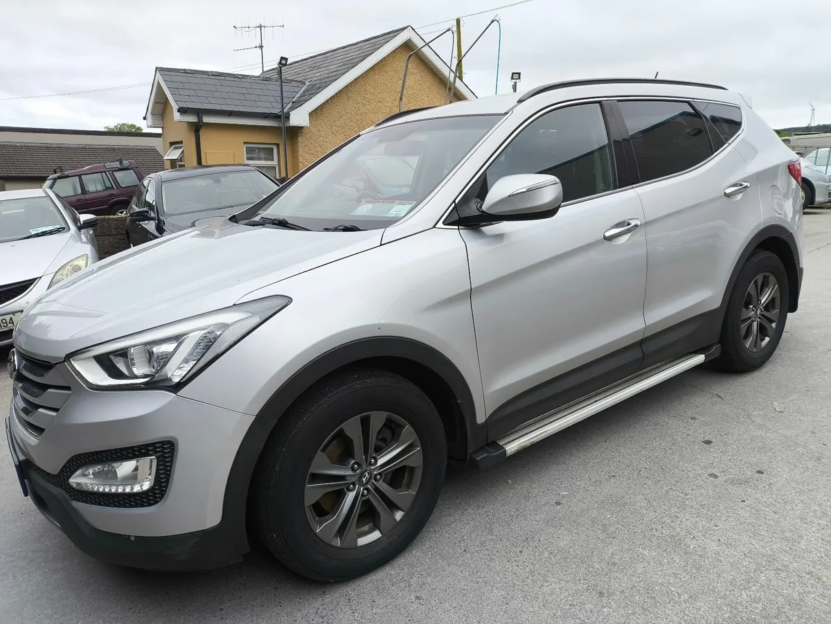 Hyundai Santa Fe 2013 4WD - Image 4