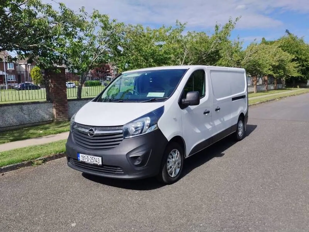 2019 Opel Vivaro - Image 1