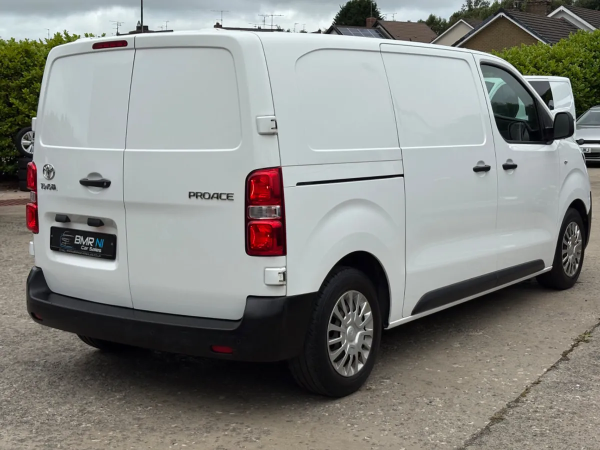 TOYOTA PROACE NEW MODEL 2022 - Image 3