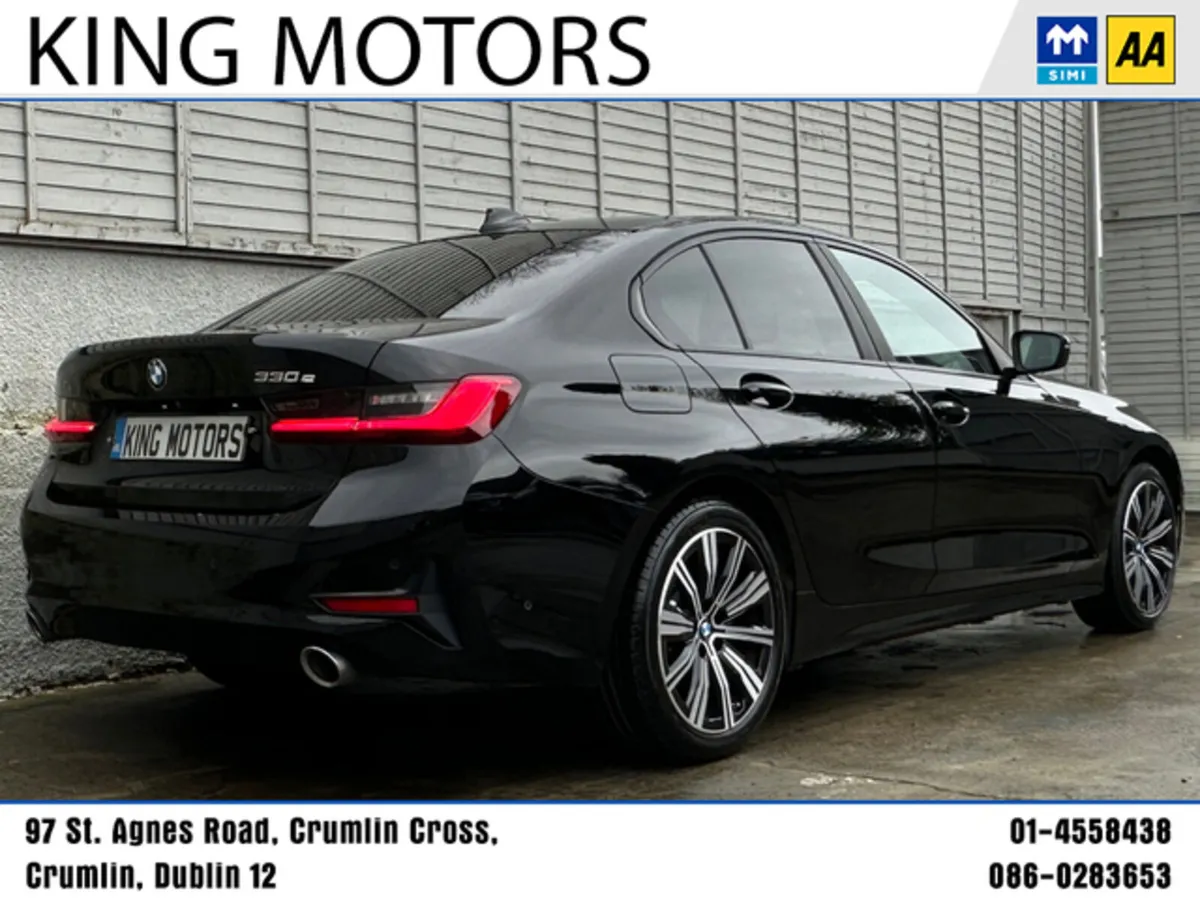 BMW 3-Series 2021 / 330e SE PRO / LEATHER - Image 3