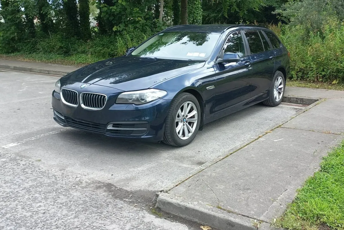 BMW 5-Series 2014 - Image 1