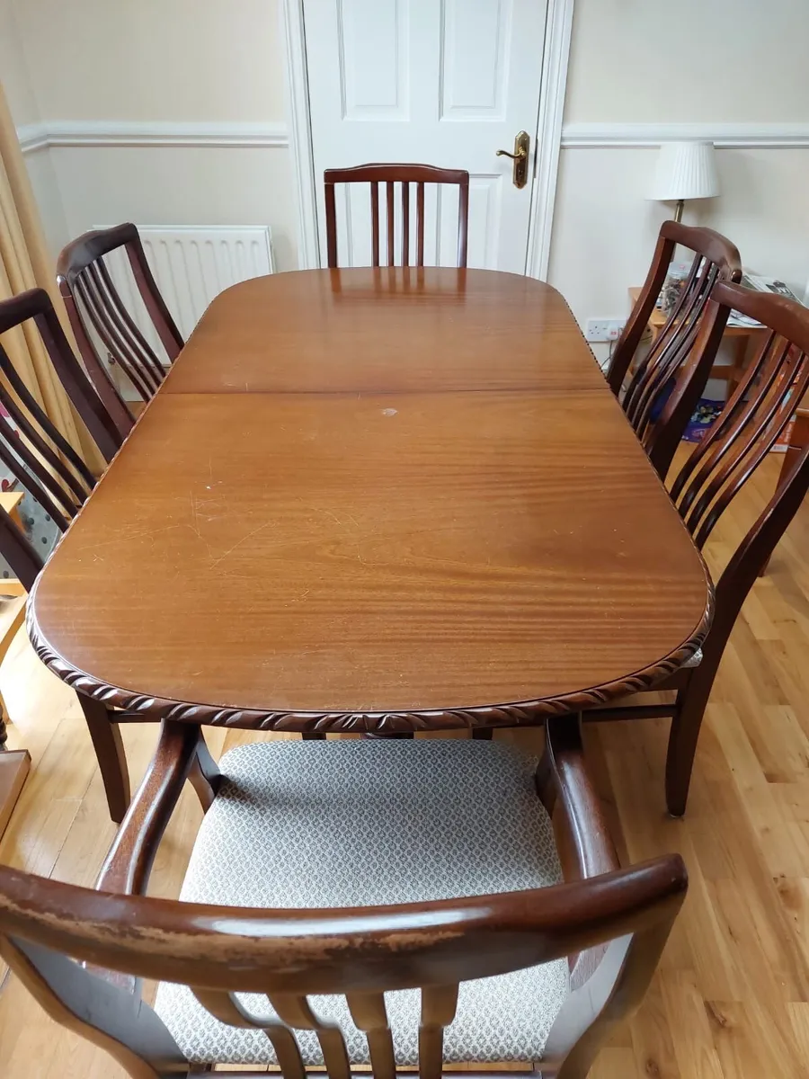 Mahogany Cabinet & Dining Set - Image 2
